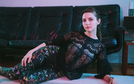 liararouxxxx star perfect archive