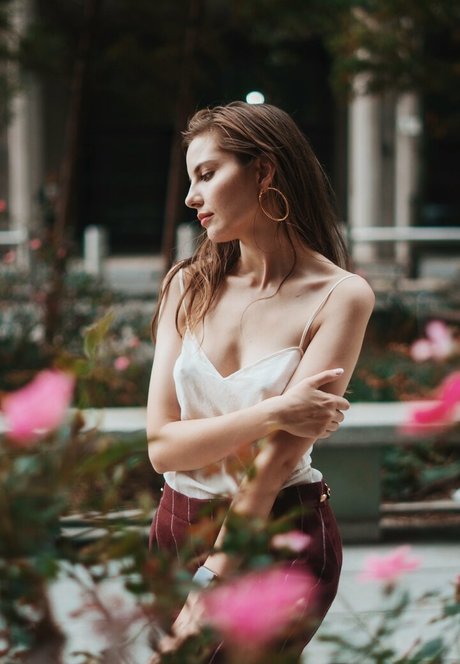 liararouxxxx hot star photos