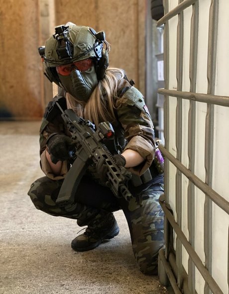 Femmefataleairsoft high quality model photos