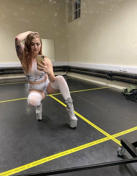 Femmefataleairsoft star nude archive