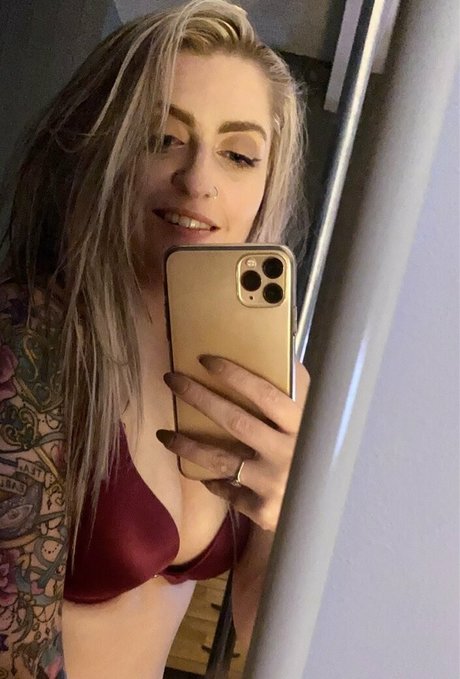 Femmefataleairsoft model sexy img