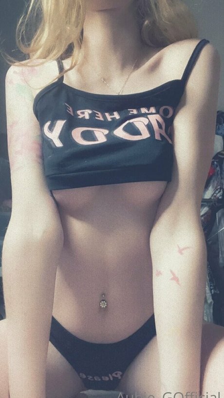 aubiegfree sex actress archive