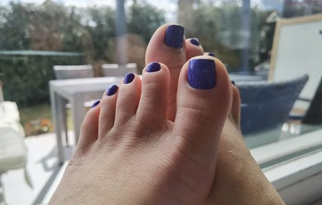 msdidi k pornographic model photos