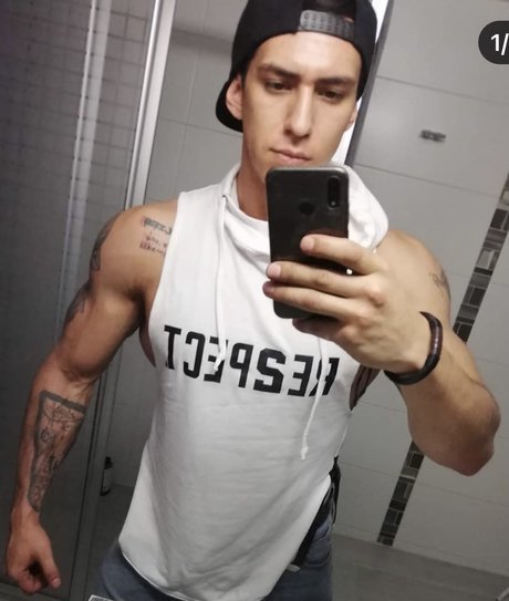 ANDRE STRIPER model naked archive