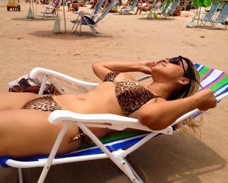 _Bella Bianchi_ naked star pic