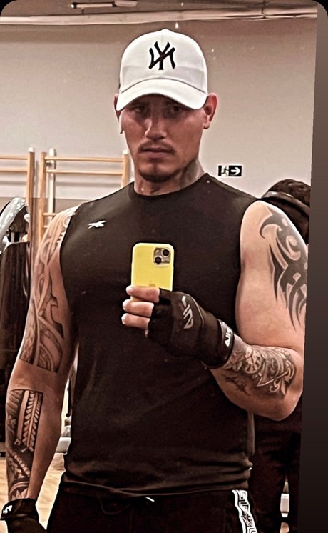 MIlan Thomson perfect actress pic