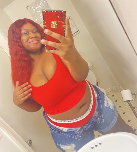 Miss Savage hd pornstar pic