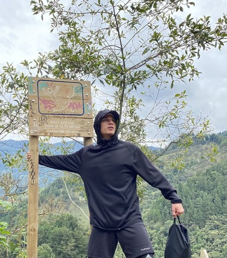 Moises Gonzalez high quality model photo