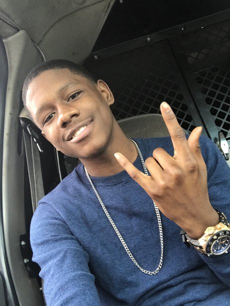 Armoney pretty actress archive