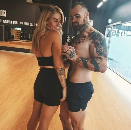 The Battlerz pretty model image