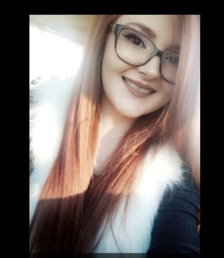 spreading onlyfans perfect picture