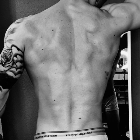 Duichwir sex model pic