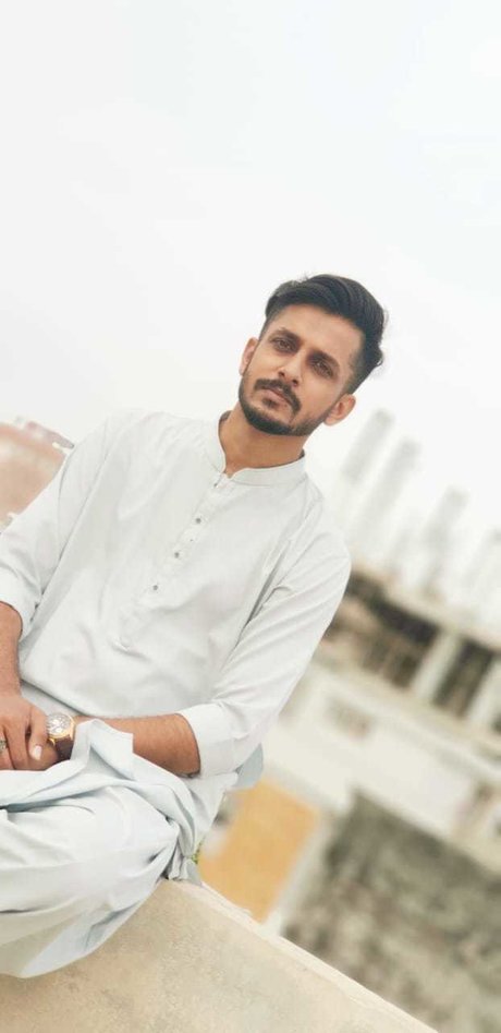 Muhammad Haris Mukhtar erotic actress pics