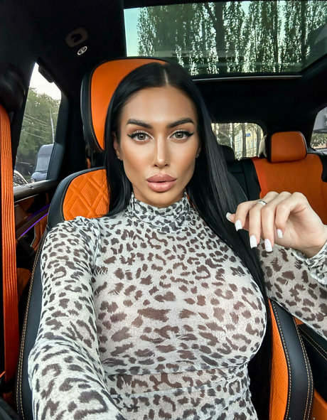 mari mis pornstar pictures