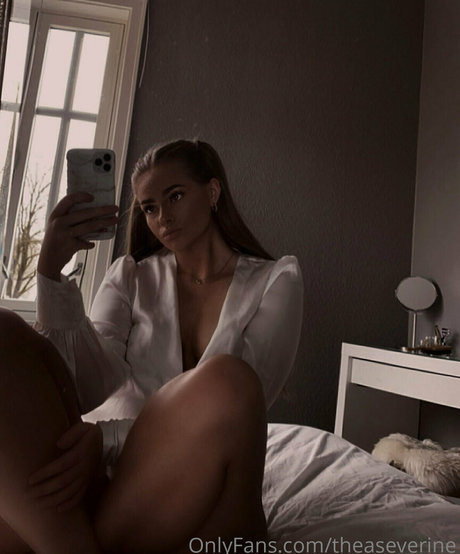 enirevesfree naked pornstar gallery