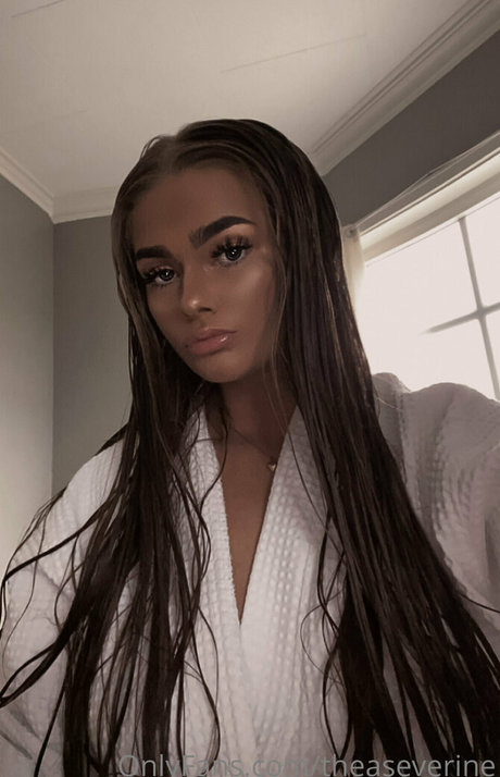 enirevesfree pornstar erotic picture