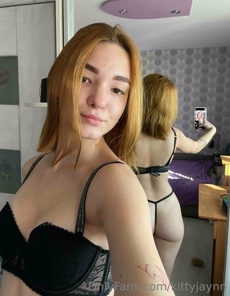 blonde trans onlyfans pornos photos