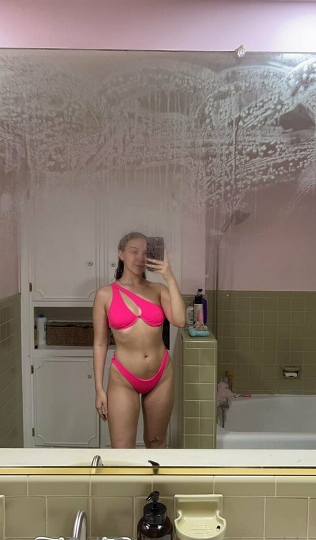 savs side nudes star pics