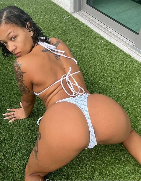 blonde princess onlyfans art naked pic