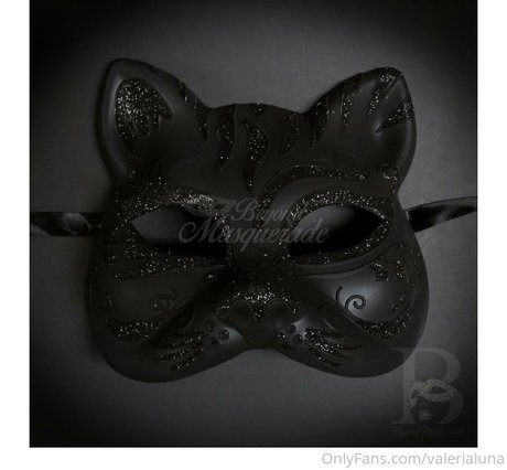 valerialuna erotic star photo