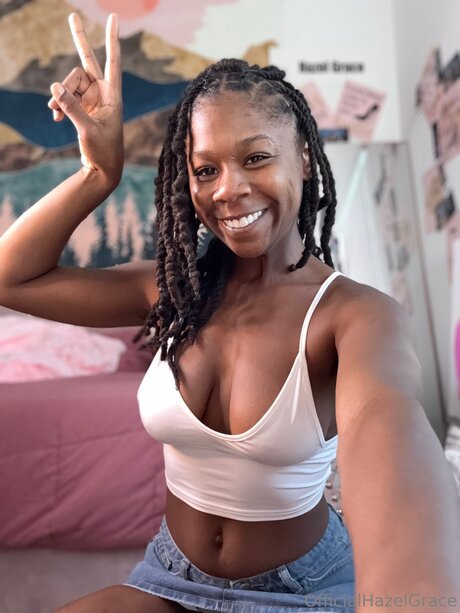 iwanthazelgrace beautiful pornstar galleries