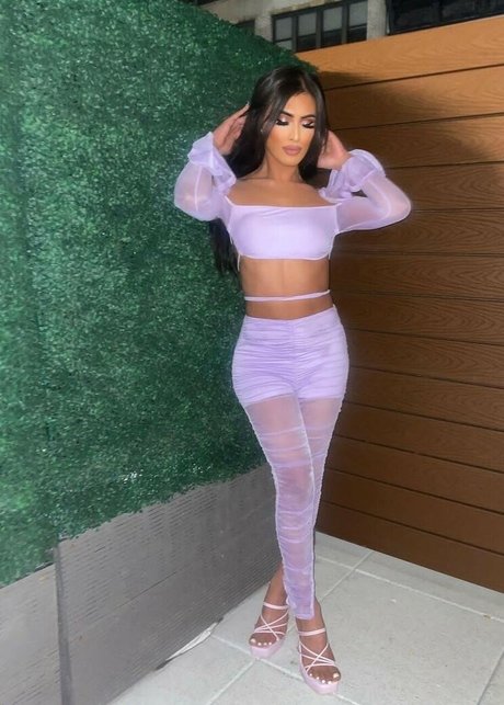 Yasmeen Ali erotic model photo