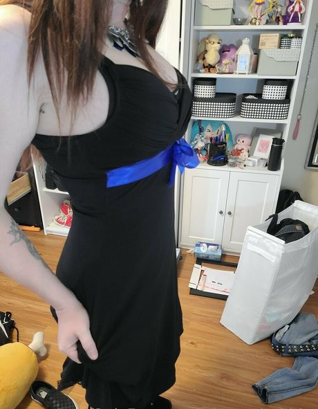 thick nude onlyfans erotic image