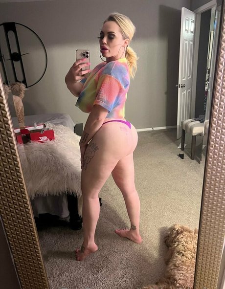 katrinathiccfree nude model photo