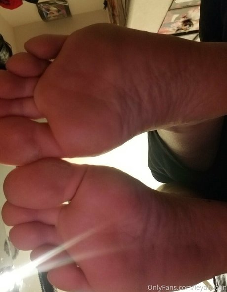 leyafalcon hot pornstar gallery