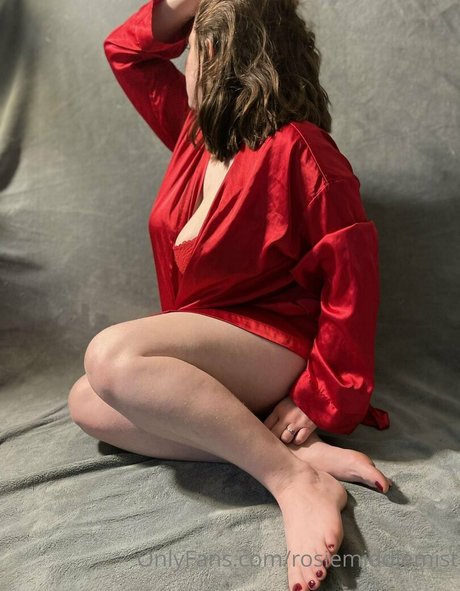 rosiemiddlemist beautiful actress gallery