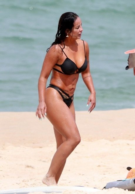 Carol Nakamura star hot pic