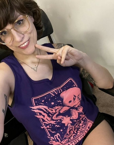 Bloodberry Tart free model galleries