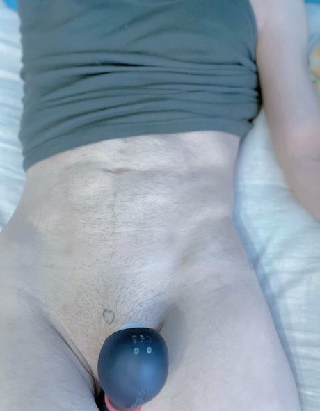 everybery ftm vip erotic model picture