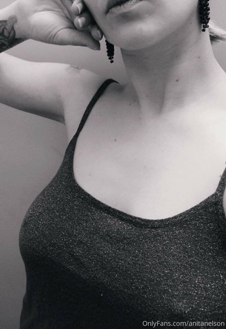 curvy shemale onlyfans adult images