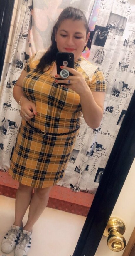 notyourqueen86 pornstar free photos