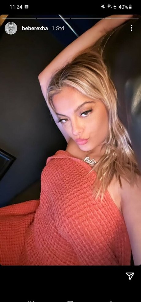 Bebe Rexha model sexy pic