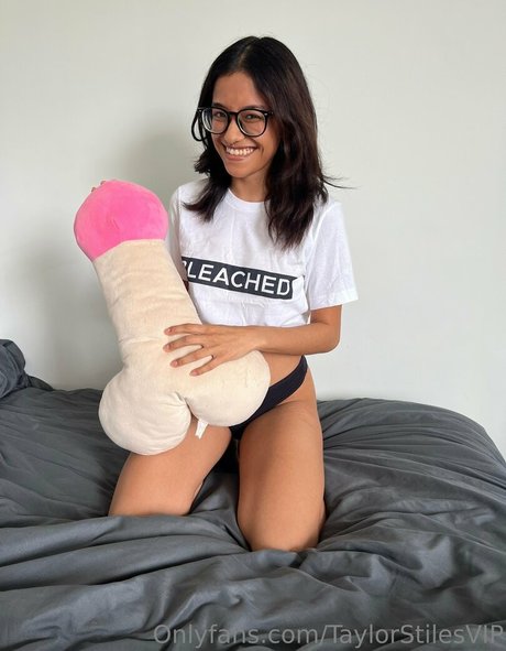 taylorstilesvip pornstar free picture