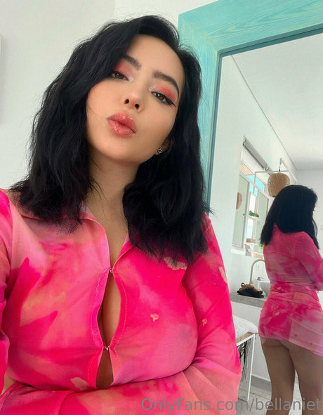 bellaniet model hot img