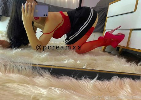 sweet hotpearl naked actress pic