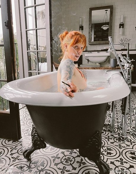 pregnant asian onlyfans hd photo