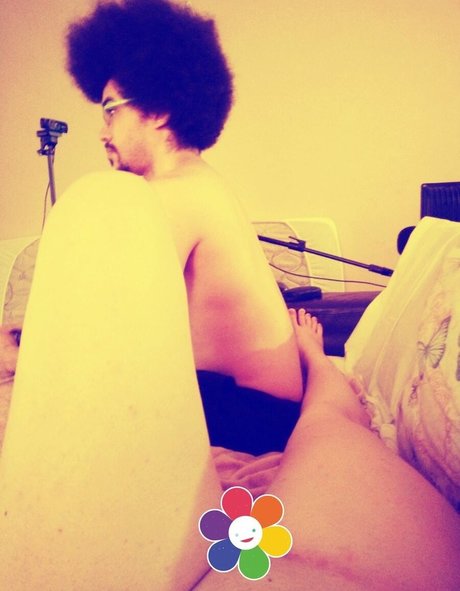 Abeia Mel pornstar naked img