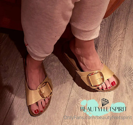 secret feetbeauty pretty model gallery