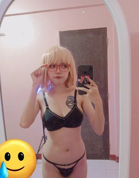 Takayeaki naked star img