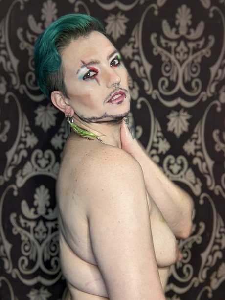 Moxie model art gallery