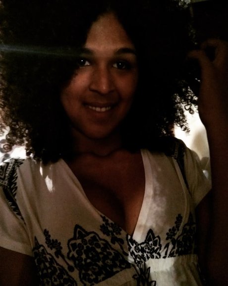 Mylla Cacau pretty pornstar images