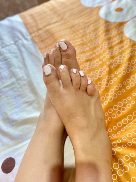 NallelyFit star naked pictures