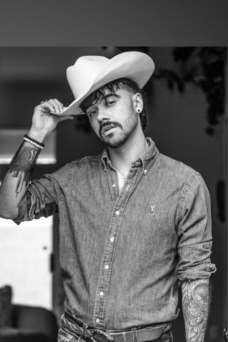 amateur latina onlyfans free nude photo