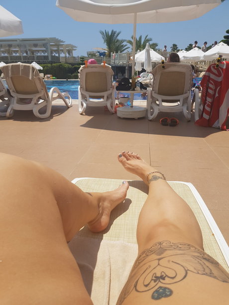 gloryhole wife onlyfans art porn img