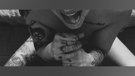 M xx EXCLUSIVE nude star images