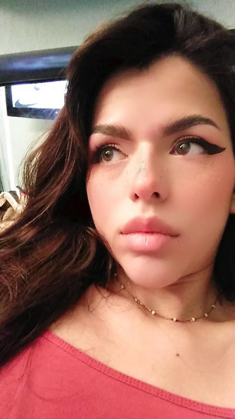 Blabby Alexandra high quality model pic